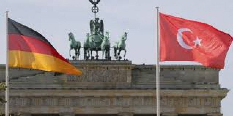 Haas - Cavusoglu: Συνάντηση στο Βερολίνο για άρση της γερμανικής ταξιδιωτικής οδηγίας