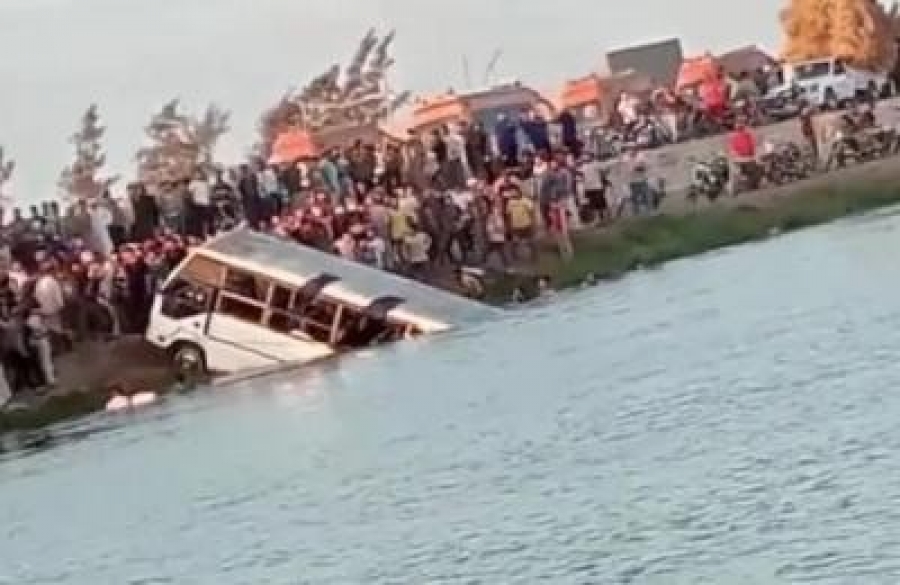 Τραγωδία στην Αίγυπτο – 17 νεκροί και 16 τραυματίες από την πτώση λεωφορείου σε κανάλι