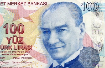 Αναλυτές: Ο Θεός να βοηθήσει την Τουρκία - Νέο ιστορικό χαμηλό για τη λίρα στις 4,562/δολ.