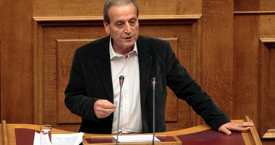 Παραστατίδης (ΣΥΡΙΖΑ) για Σκοπιανό: Το μπαλάκι είναι πια στην πλευρά της ΠΓΔΜ