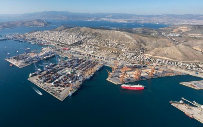 Αύξηση 6,4% στη διακίνηση containers από τον ΣΕΜΠΟ Πειραιά το 2017