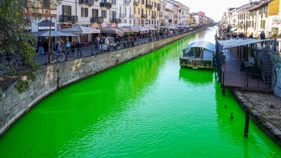 «Πράσινη εισβολή» στο Μεγάλο Κανάλι της Βενετίας - Πρόστιμο και απαγόρευση εισόδου για Greta Thunberg