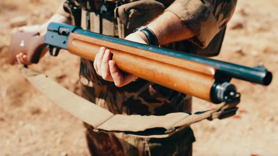 Browning Automatic Riot Gun: Όταν το Auto 5 πήγε στον πόλεμο