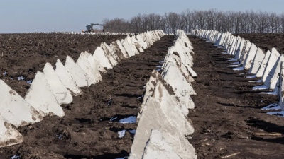 «Γραμμή Άμυνας» στήνουν οι χώρες της Βαλτικής - Τα Δόντια του Δράκου, οι αντιαρματικές τάφροι και οι πανάκριβες οχυρώσεις