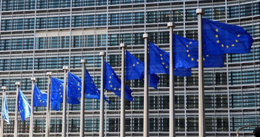 Το «σχέδιο Juncker» υπερέβη τον αρχικό επενδυτικό στόχο των 315 δισ. ευρώ