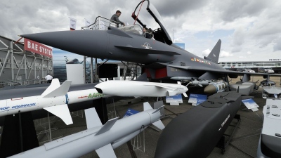 Οι «νικητές» τω πολέμων...: Κέρδη - ρεκόρ για την βρετανική εταιρεία κατασκευής όπλων BAE Systems - Πωλήσεις 30 δισ. ευρώ το 2023