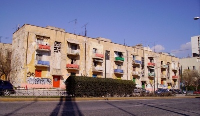 Ανοίγει ο δρόμος για αποκατάσταση των προσφυγικών πολυκατοικιών στη λεωφόρο Αλεξάνδρας