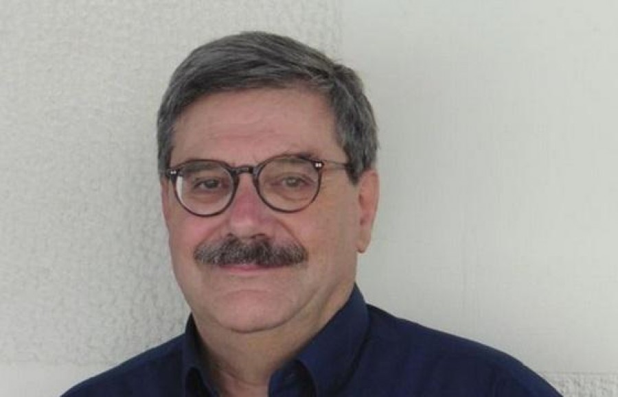 Παναγιωτόπουλος (επιδημιολόγος): Είμαστε σε μια σταθερά κρίσιμη κατάσταση με τον κορωνοϊό – Τώρα είναι η ώρα για ισχυρά μέτρα