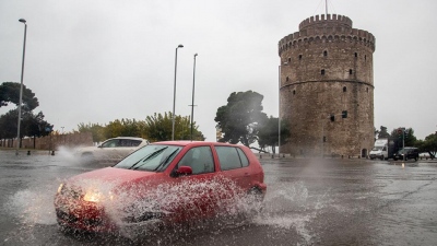 Προειδοποιητικό μήνυμα του 112 εστάλη και στη Θεσσαλονίκη - Έντονα καιρικά φαινόμενα αναμένονται στην Πιερία
