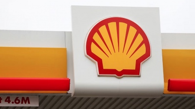 Wall Street Journal: Η Shell τερματίζει όλες τις διελεύσεις από την Ερυθρά Θάλασσα