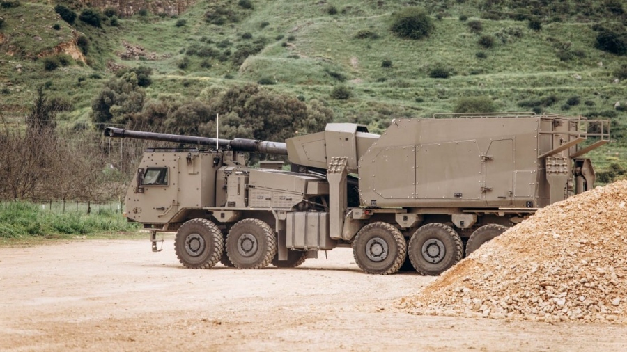 Σοκ στον Λίβανο - Ο ισραηλινός στρατός χτύπησε θέσεις της Hezbollah με το νέο πυροβόλο SIGMA 155 Ro’em (vid)