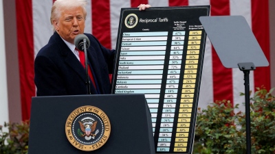 Δικαστική «βόμβα» για τους δασμούς - Γιατί ο Trump μπορεί να αναγκαστεί να επιστρέψει τουλάχιστον 200 δισ. δολ.