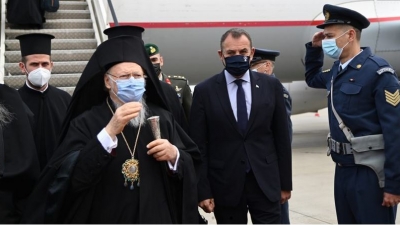 Στην Αθήνα ο Οικουμενικός Πατριάρχης Βαρθολομαίος – Τον υποδέχτηκε ο Παναγιωτόπουλος