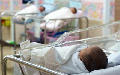 Επίδομα γέννησης - Αρχίζει η λειτουργία της πλατφόρμας epidomagennisis.gr