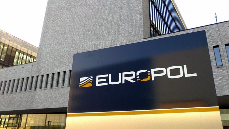 EUROPOL: Εξαρθρώθηκε κύκλωμα εικονικών γάμων στην Κύπρο — Εμπλοκή σε εμπορία ανθρώπων και «ξέπλυμα» μαύρου χρήματος