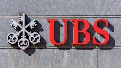 «Βόμβα» UBS για Εθνική Τράπεζα, πρωταθλήτρια στη διανομή κερδών με 73% το 2026 και special μέρισμα