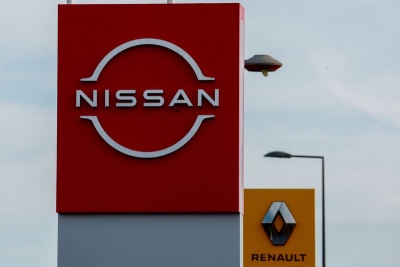Renault: Μείωσε το μερίδιό της στη Nissan στο 15% από 43%