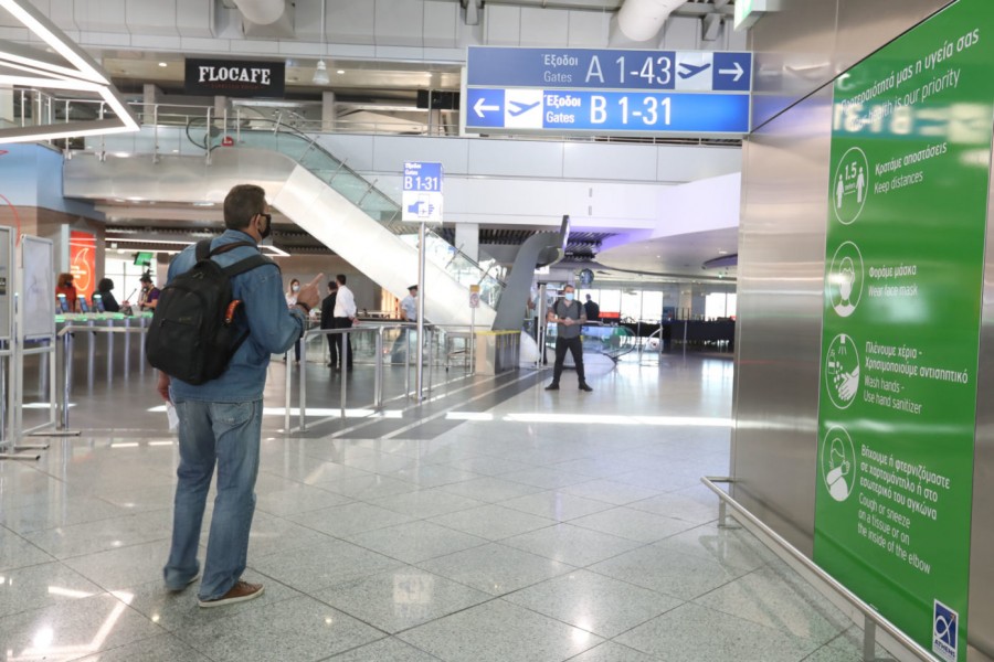 Σε ελεύθερη πτώση η επιβατική κίνηση στα ελληνικά αεροδρόμια και τον Οκτώβριο