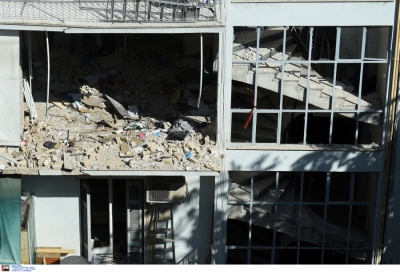 Έκρηξη στους Αμπελόκηπους: Άνοιξε η αυλαία της δίκης με εντάσεις και συνθήματα - Ρωμανός και άλλοι 4 στο εδώλιο