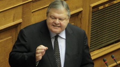 Βόμβα Βενιζέλου: Μόνη λύση οι εκλογές - Υπάρχουν δύο στρατόπεδα η Δημοκρατία και το βαθύ παρακράτος