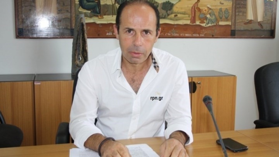 Δήμαρχος Ραφήνας: Στήνεται σκηνικό προστασίας των υπευθύνων - Αποκαλύψεις για τις στιγμές της τραγωδίας