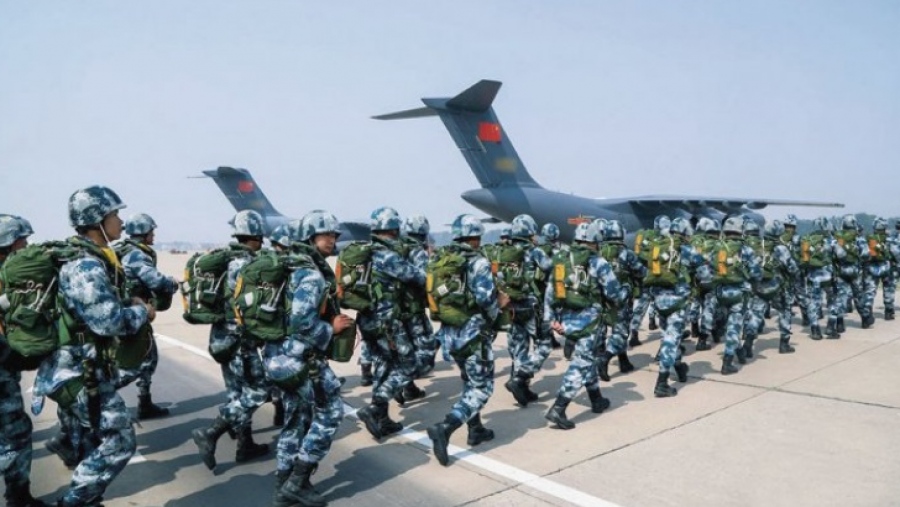 Ρωσοφοβικό παραλήρημα από WP: Η Ρωσία εκπαιδεύει κινέζους αλεξιπτωτιστές για εισβολή στην Ταϊβάν