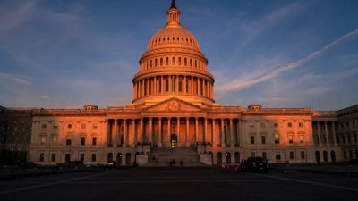 Τα «ερπετοειδή» βγήκαν στο φως… Ο άγνωστος ρόλος του Alex Soros, ο γάμος του με την Abedin και η απειλή στις κυβερνήσεις