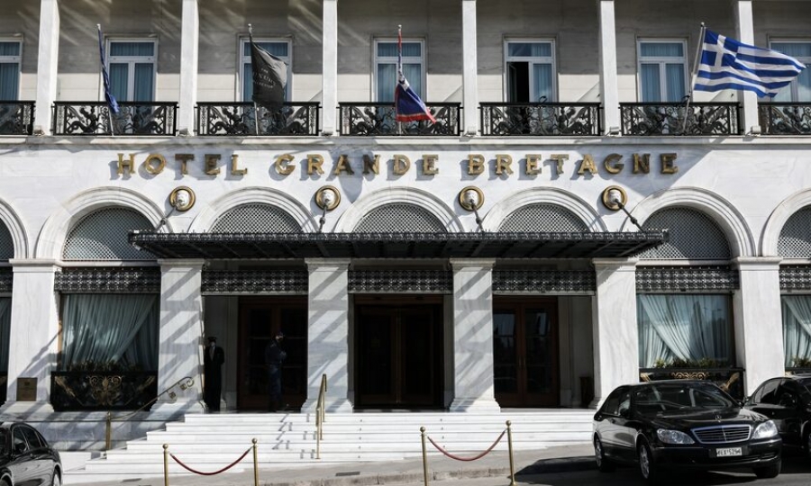 Κηδεία τέως: Η βασιλική αποστολή του Λουξεμβούργου θεώρησε ακριβή τη διαμονή στο «Μεγάλη Βρετανία» και άλλαξε ξενοδοχείο