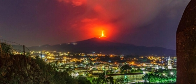 Αίτνα: Εντυπωσιακές εικόνες από τη νέα έκρηξη του ηφαιστείου
