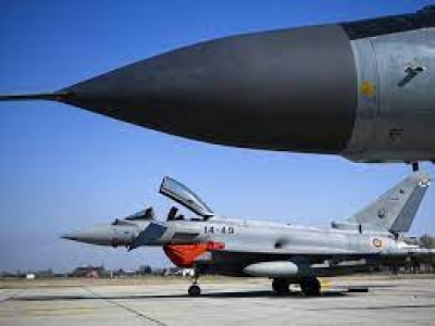 Προειδοποίηση από Ρωσία: Πολεμική πράξη η χρήση του εναέριου χώρου τρίτης χώρας - Πολωνία: «Fake news» τα F-16