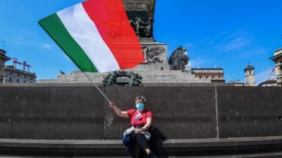 Yπέρ της τρίτης δόσης εμβολίου κατά της Covid ο ιταλικός οργανισμός φαρμάκων