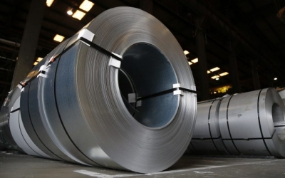 Bloomberg: Οι ΗΠΑ επιβάλλουν δασμούς 200% στο ρωσικό αλουμίνιο - Προς πλήρη παύση των εισαγωγών