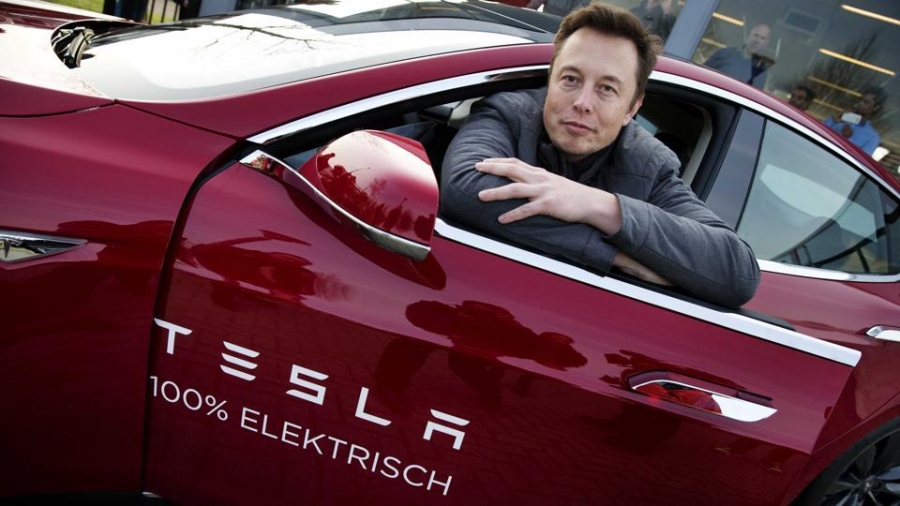 O… εκβιασμός του Musk προς τους επενδυτές της Tesla: Απειλεί με νέα projects «έξω» από την εταιρεία EV