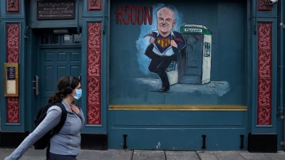 Ιρλανδία: Οι αρχές εξετάζουν περισσότερες από 10 ύποπτες περιπτώσεις της μετάλλαξης Omicron