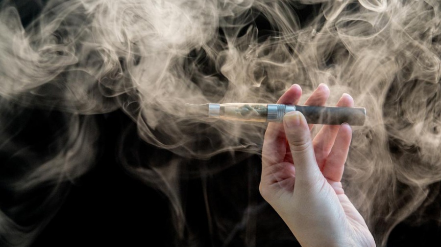 Στο Βέλγιο κατεγράφη ο πρώτος θάνατος που συνδέεται με το ηλεκτρονικό τσιγάρο
