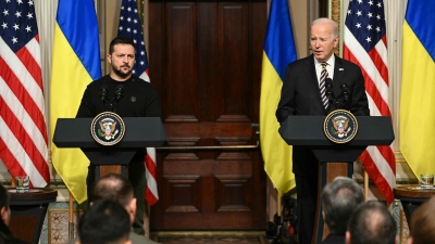 Sky News: Αλλαγή ρητορικής Biden για Ουκρανία – Θα βοηθάμε όσο μπορούμε