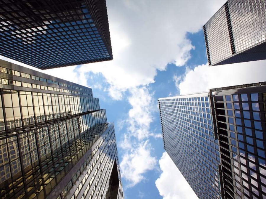 Πρωτοφανής χορός δισεκατομμυρίων στα deals του 2021 - Ποια τράπεζα αναδείχθηκε παγκόσμια πρωταθλήτρια