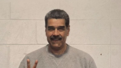 Μήνυμα του αγνώριστου Maduro με φωτογραφίες από τη φυλακή: Κρατάω γερά