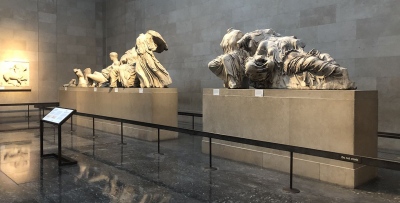 Οροφές που στάζουν νερό, θερμάστρες και πανιά... αποκαλύπτουν την κατάντια του Βρετανικού μουσείου - Κινδυνεύουν τα Γλυπτά του Παρθενώνα