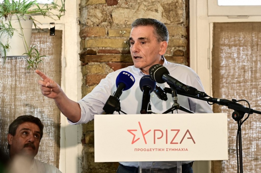 Η κούρσα διαδοχής στον ΣΥΡΙΖΑ - Κι επίσημα υποψήφιος ο Τσακαλώτος - Τη... θεσμική οδό ακολουθεί ο Παππάς