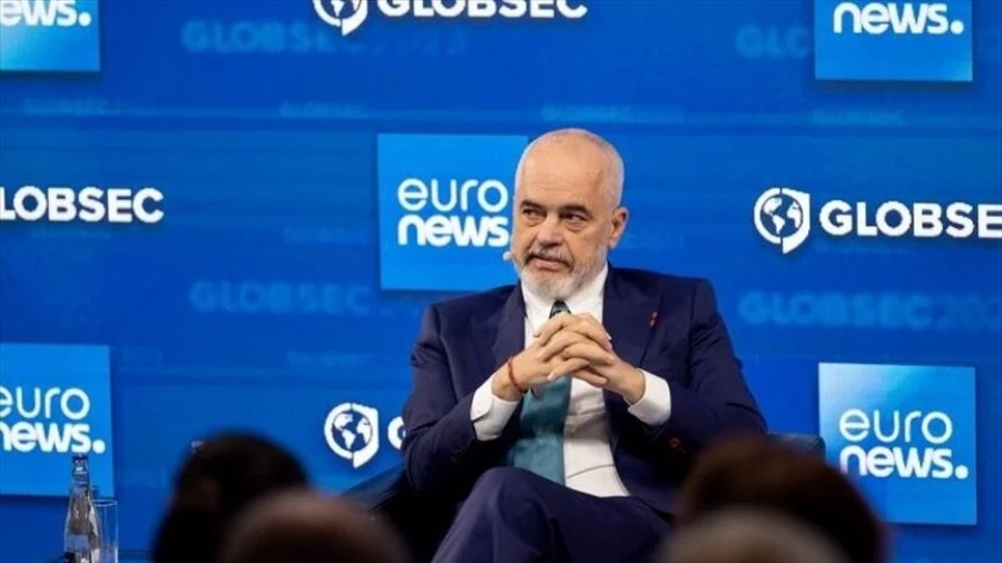 Edi Rama (Αλβανία): Ο σερβικός στρατός στα σύνορα με το Κόσοβο δεν μπορεί να κάνει τίποτα - Έχει «μηδέν» δύναμη