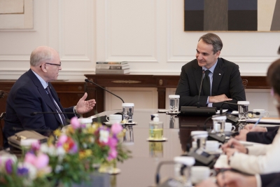 Συνάντηση Μητσοτάκη με Καναδούς γερουσιαστές – Στο επίκεντρο Ουκρανία, διμερείς σχέσεις