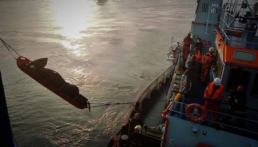 Euroferry Olympia: Έλληνας οδηγός ο νεκρός, που εντοπίστηκε στο φλεγόμενο πλοίο