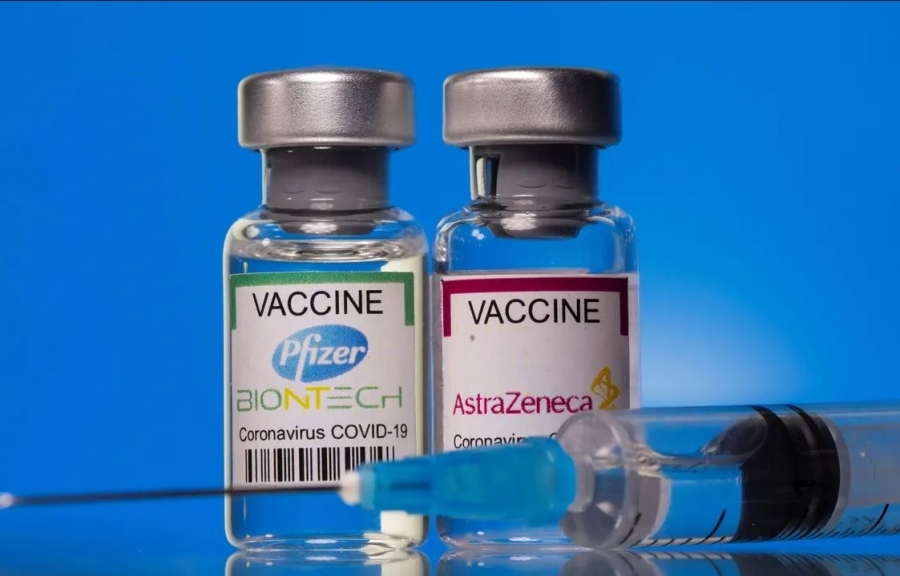 Pfizer - AstraZeneca: Η αποτελεσματικότητα των εμβολίων μετά την 1η και 2η δόση, έναντι Delta - Alpha