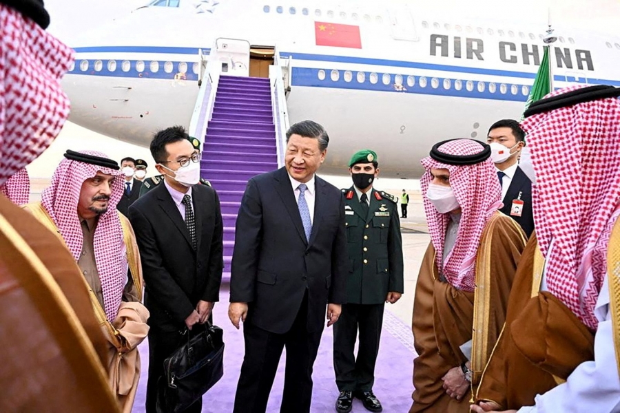 Η ιστορική επίσκεψη του Κινέζου προέδρου στη Σαουδική Αραβία – θα υπογραφούν συμφωνίες 30 δισ. δολαρίων