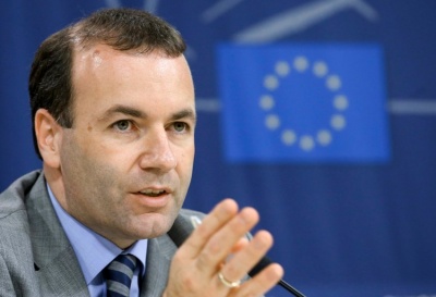 Weber (ΕΛΚ): Ο Τσίπρας συμμαχεί με δεξιούς λαϊκιστές, δεν τον εμπιστευόμαστε