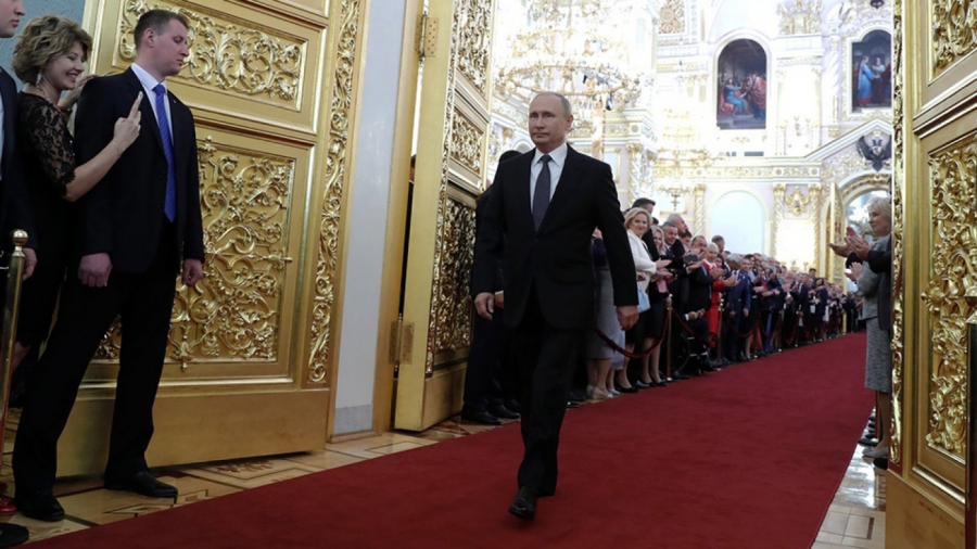 Τι φέρνει η μετά – Putin εποχή; – Φόβοι για χαοτικά σενάρια, άγνωστη η στάση της Δύσης