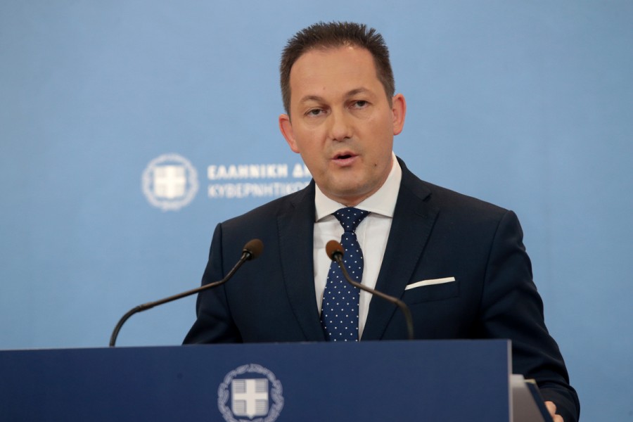 Πέτσας: Ανοίγουν από αύριο (15/12) τα κέντρα αισθητικής - Ρεβεγιόν με έως 9 άτομα από 2 οικογένειες