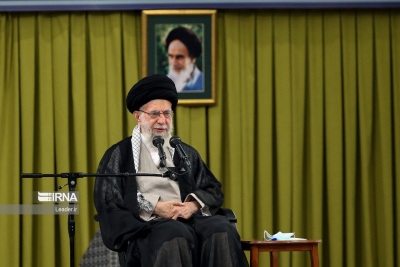 Khamenei: Προσευχόμαστε για τον πρόεδρο Raisi – Ο ιρανικός λαός πρέπει να μείνει ήρεμος