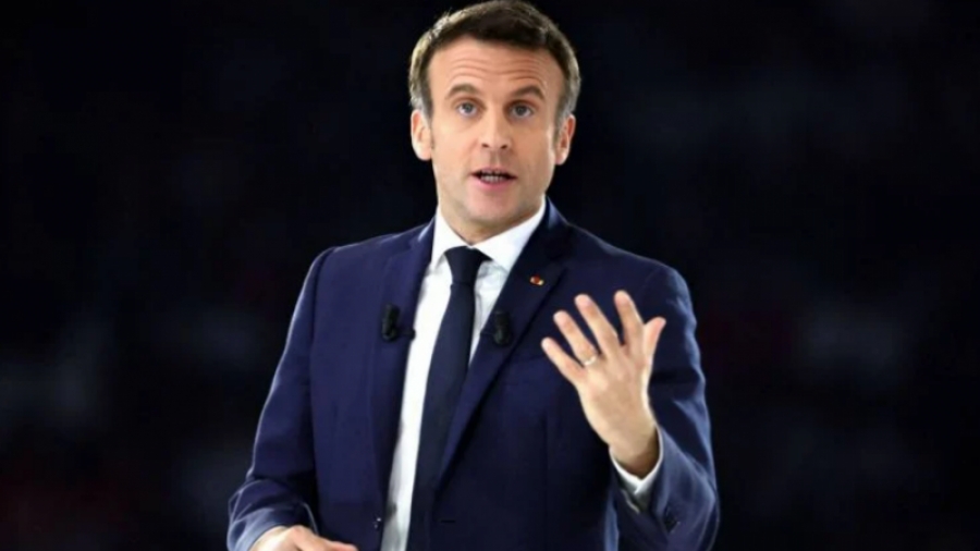 O Macron ζητά νέες κυρώσεις στη Ρωσία μετά τις φρικαλεότητες στη Bucha - Στο στόχαστρο πετρέλαιο και άνθρακας